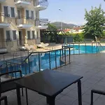 Port Ξενοδοχείο