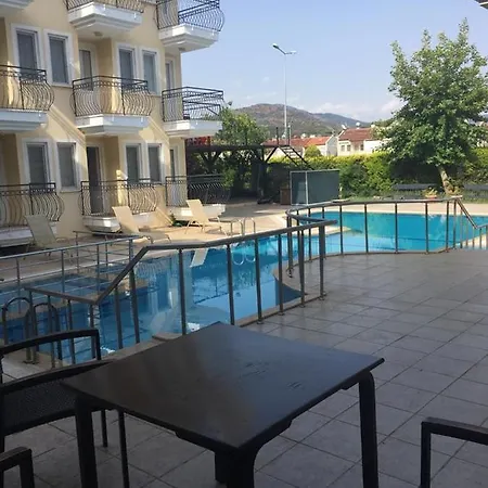 Port Hotel